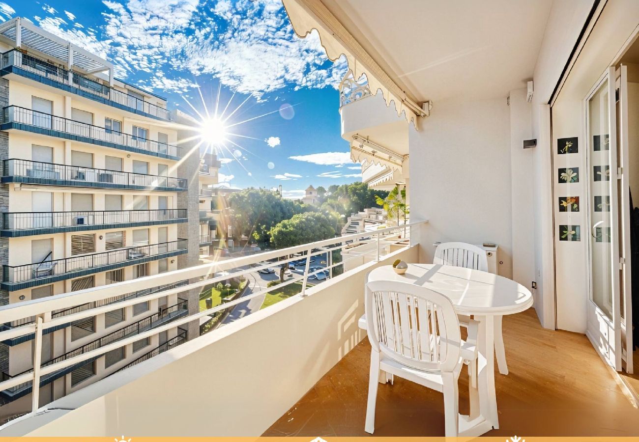 Studio à Cannes - FRGK Marly Croisette face mer