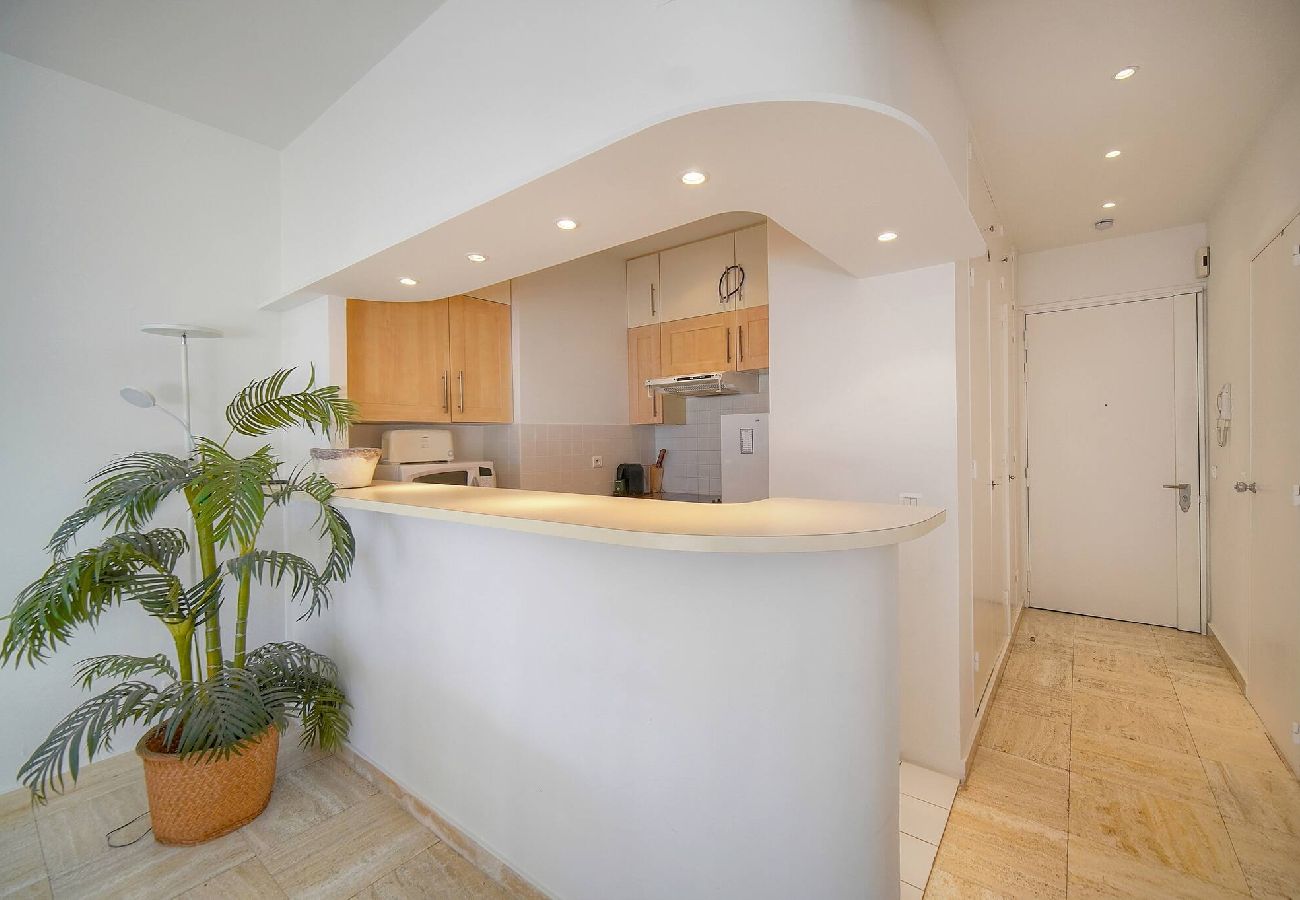 Studio à Cannes - FRGK Marly Croisette face mer