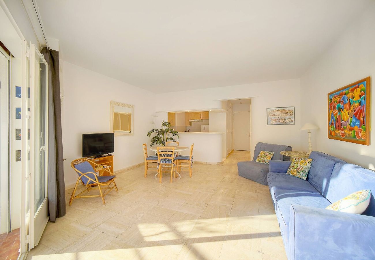 Studio à Cannes - FRGK Marly Croisette face mer