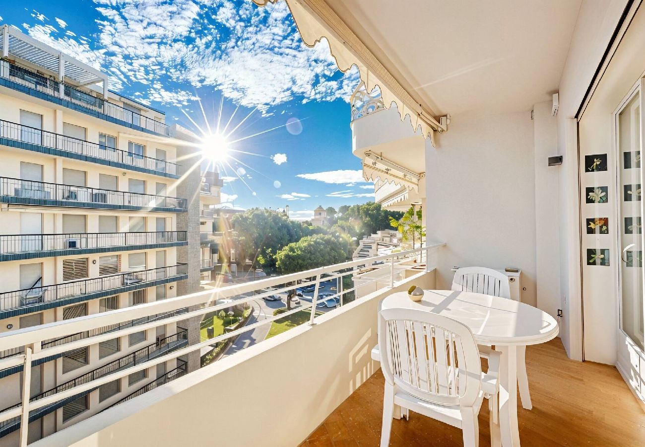 Studio à Cannes - FRGK Marly Croisette face mer