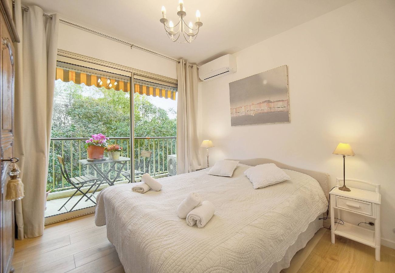 Appartement à Cannes - FRGK Prince de Galles terrasse sur jardin