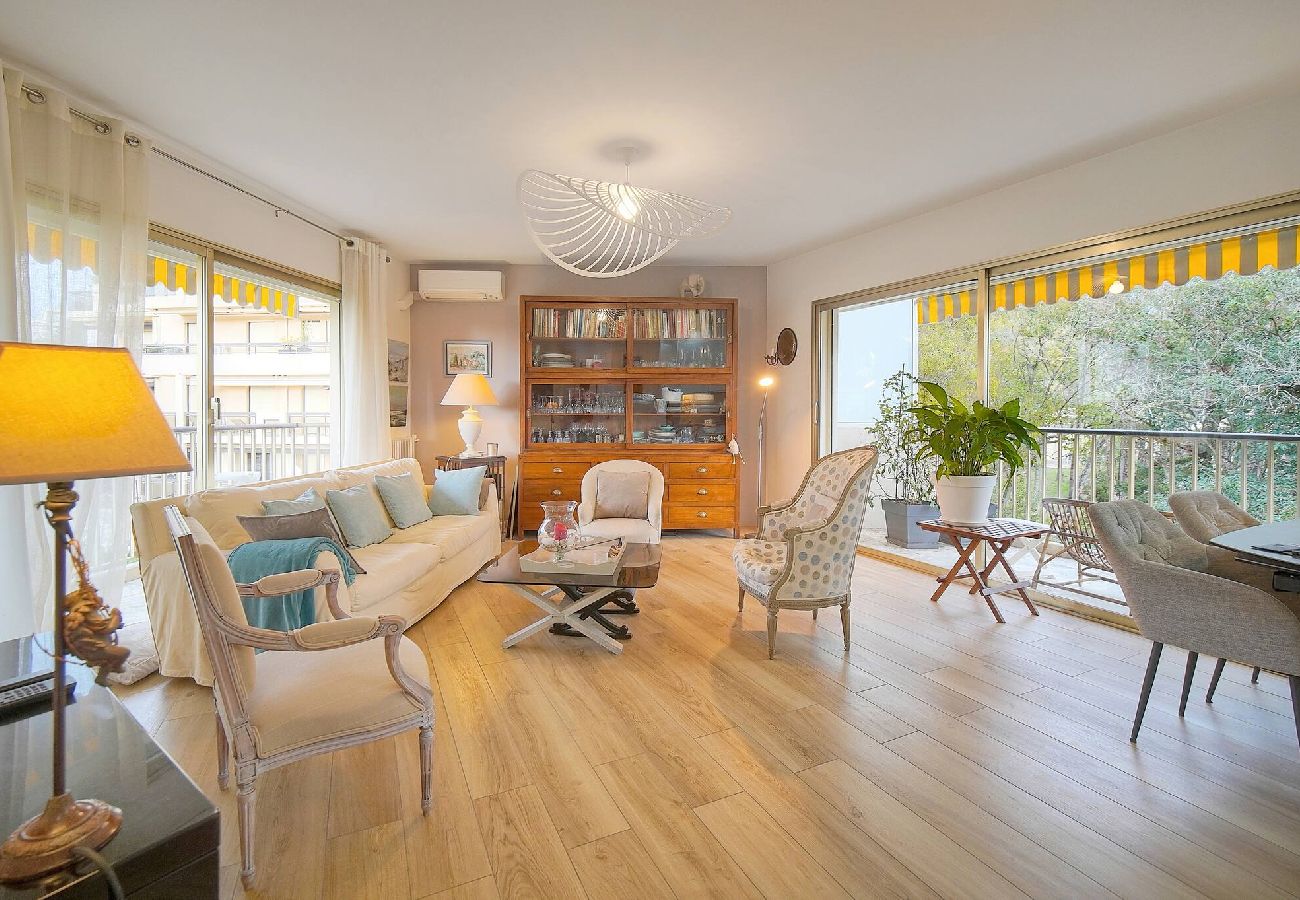 Appartement à Cannes - FRGK Prince de Galles terrasse sur jardin