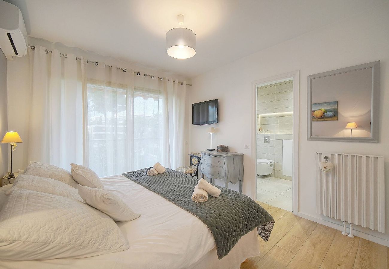 Appartement à Cannes - FRGK Prince de Galles terrasse sur jardin