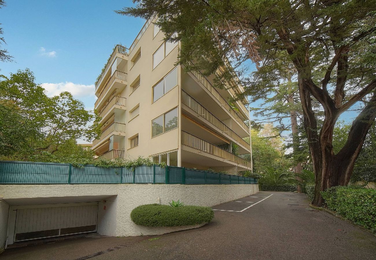 Appartement à Cannes - FRGK Prince de Galles terrasse sur jardin