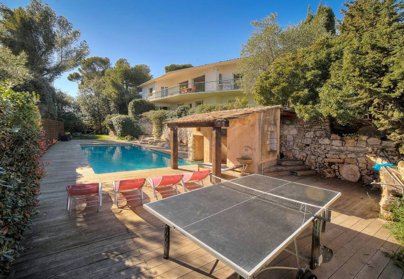 Maison à Vallauris - FRGK Villa Le Petit Bois Panoramic View, Lush Ga