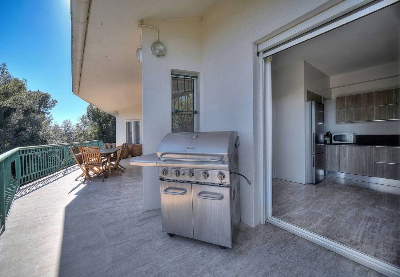 Maison à Vallauris - FRGK Villa Le Petit Bois Panoramic View, Lush Ga