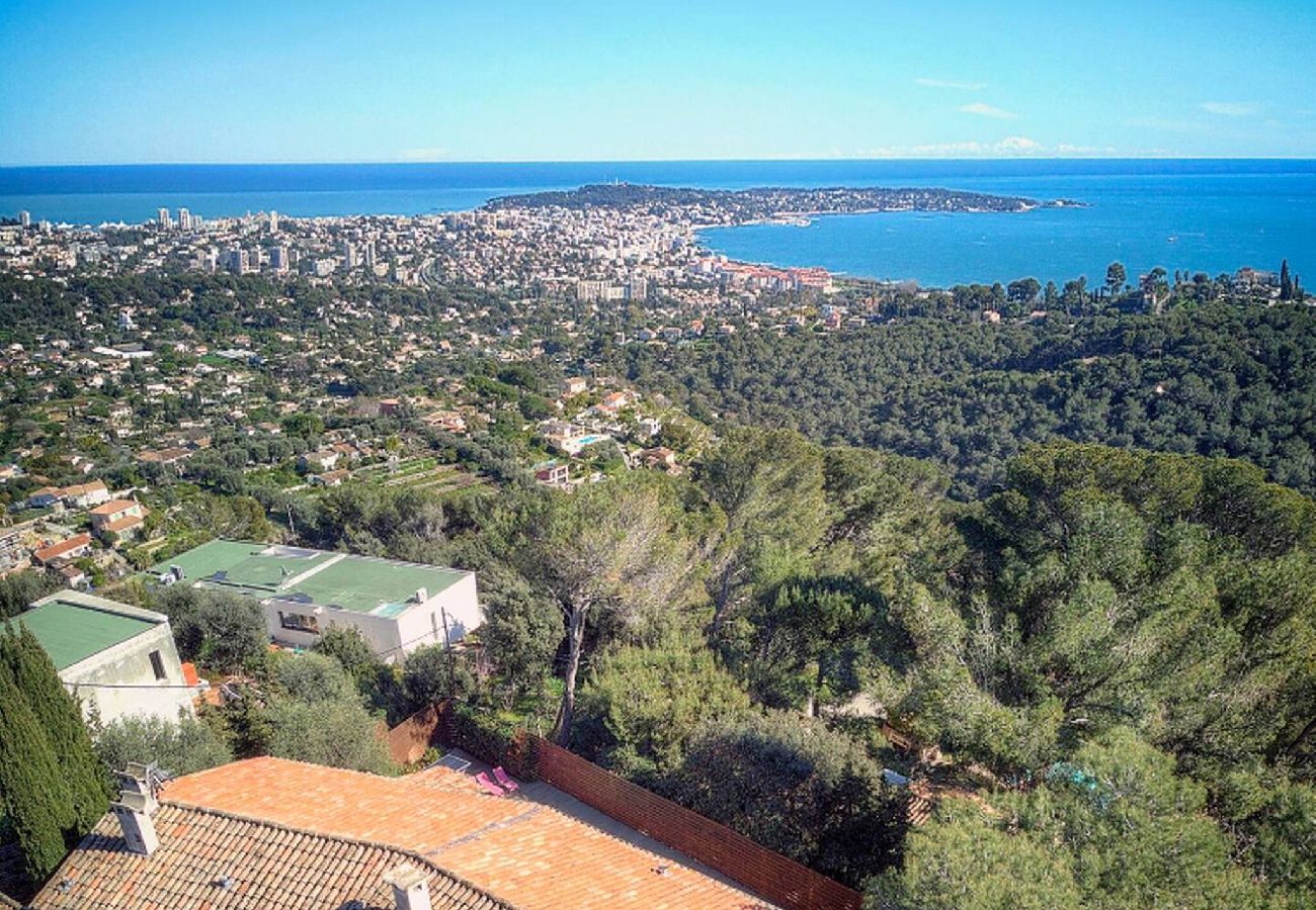 Maison à Vallauris - FRGK Villa Le Petit Bois Panoramic View, Lush Ga