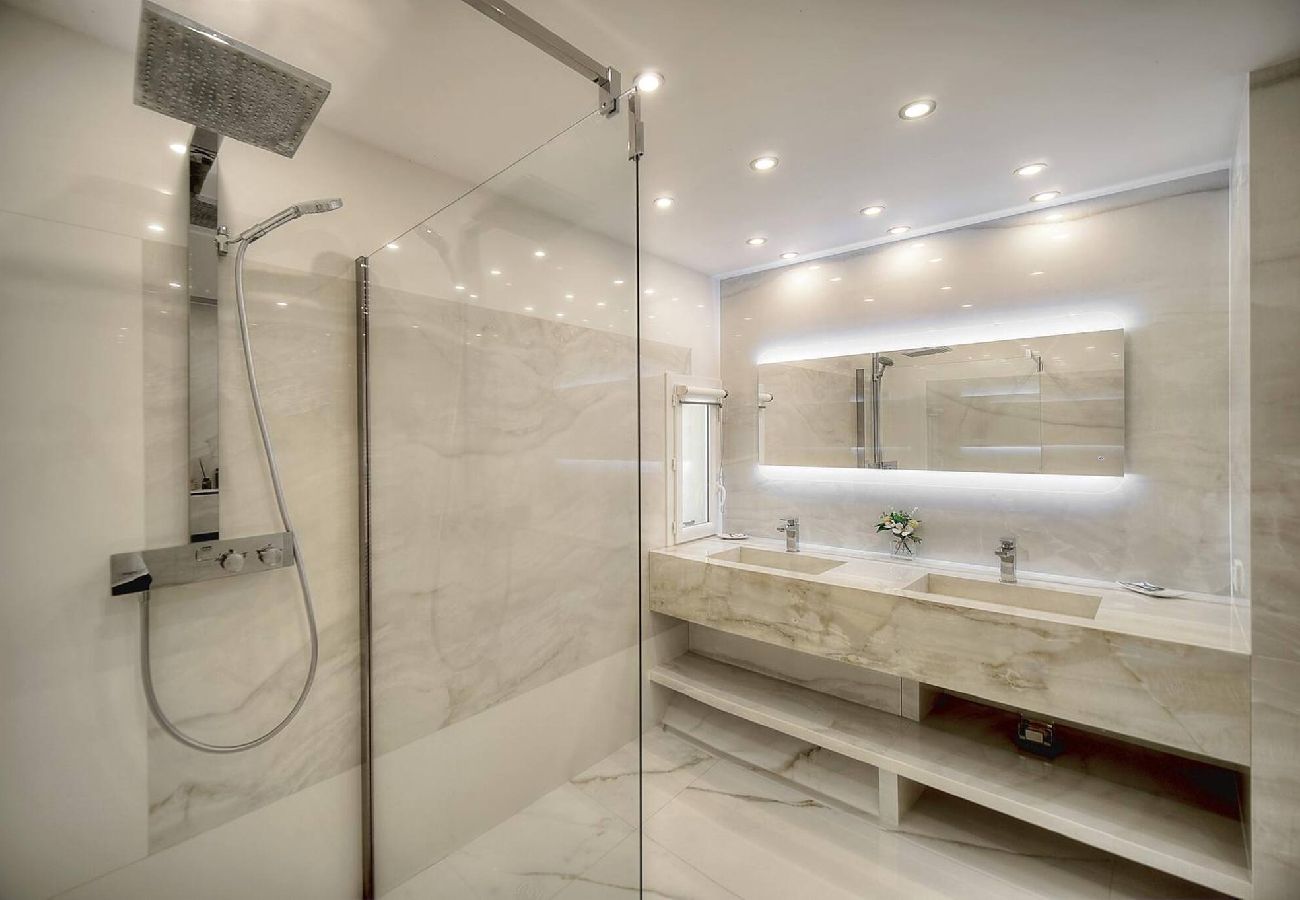 Villa à Vallauris - FRGK Dream Villa with Sea View Overlooking Cap d