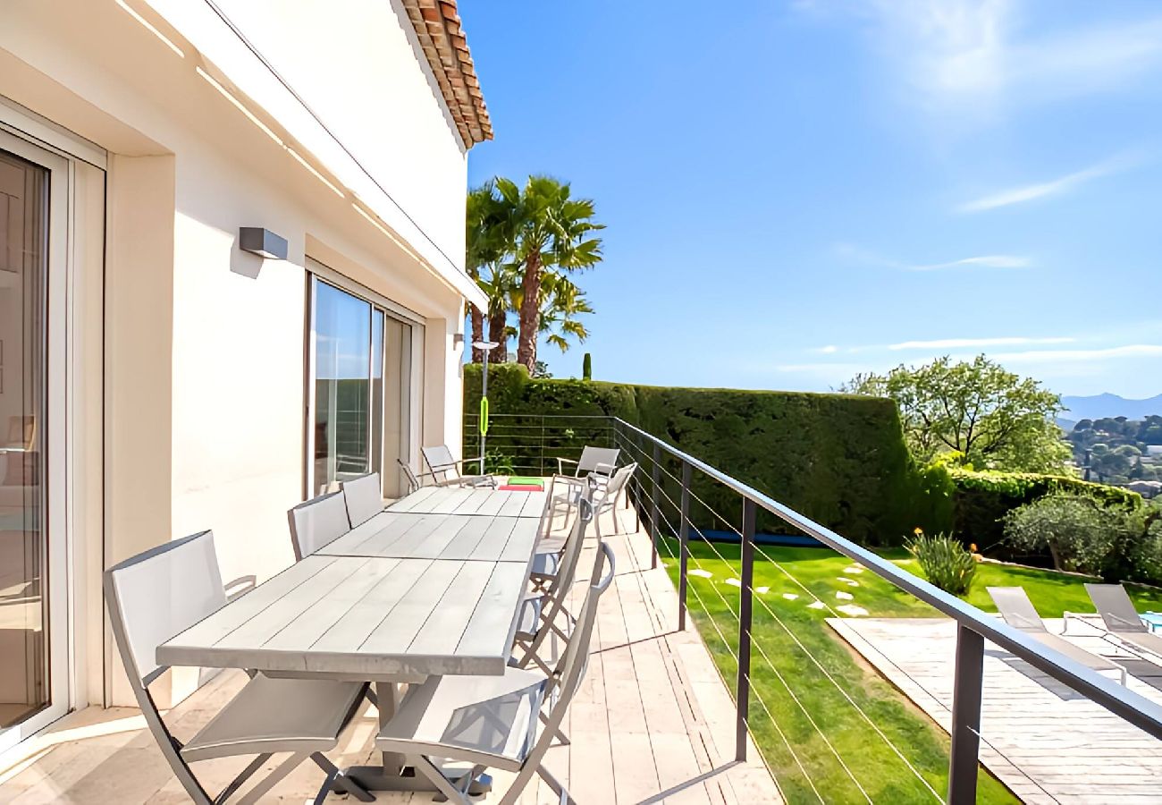 Villa à Mougins - FRGK *Villa Orangeraie*
