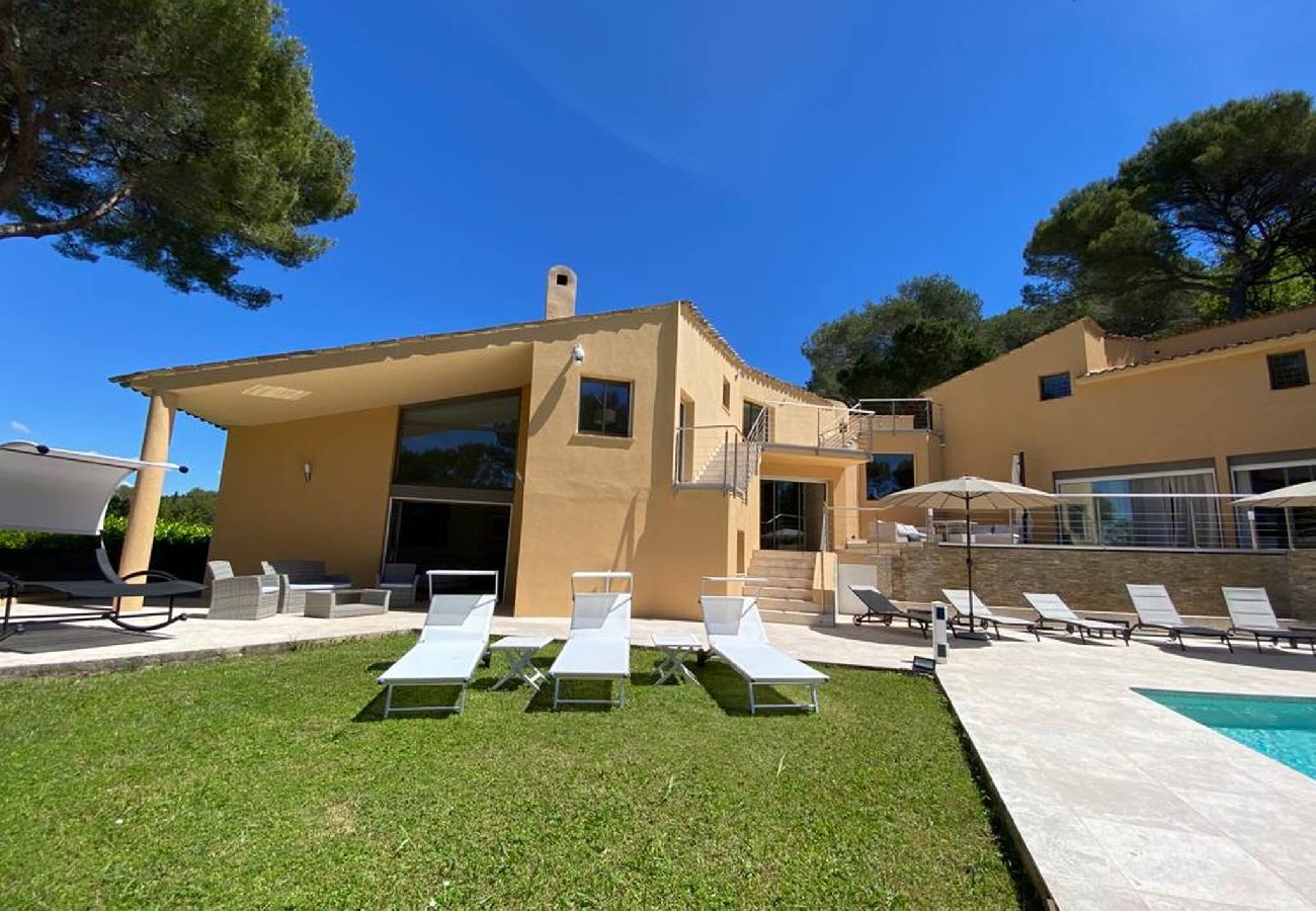 Villa à Mougins - FRGK DATCHA à Mougins