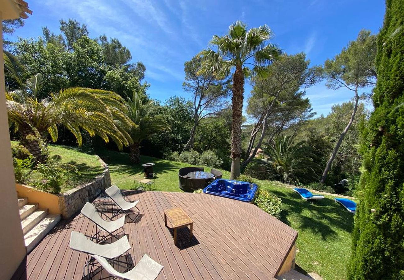 Villa à Mougins - FRGK DATCHA à Mougins