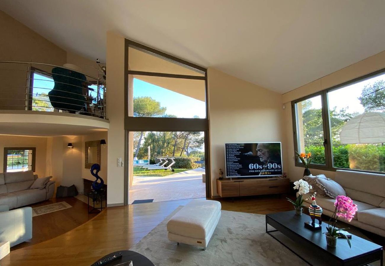 Villa à Mougins - FRGK DATCHA à Mougins