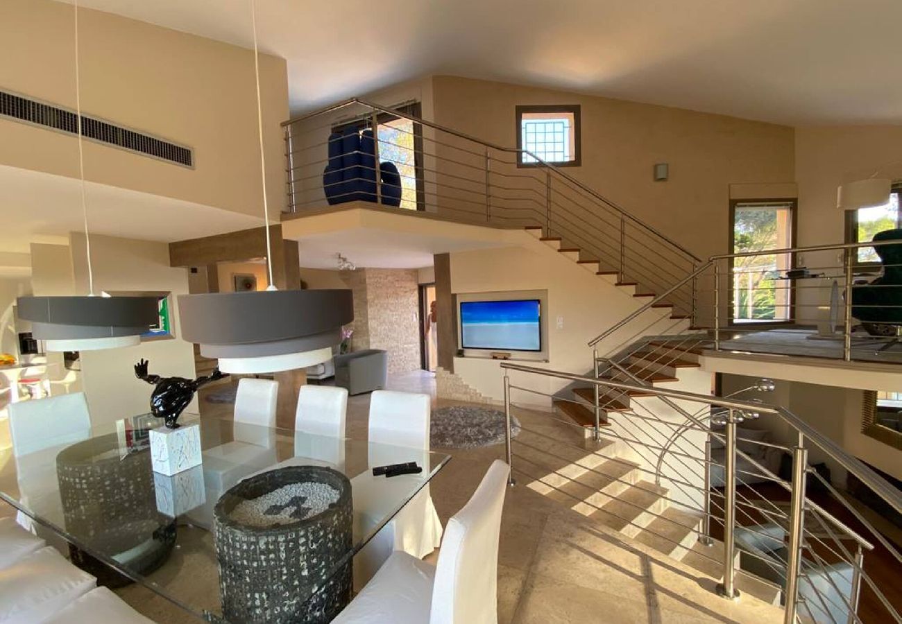 Villa à Mougins - FRGK DATCHA à Mougins