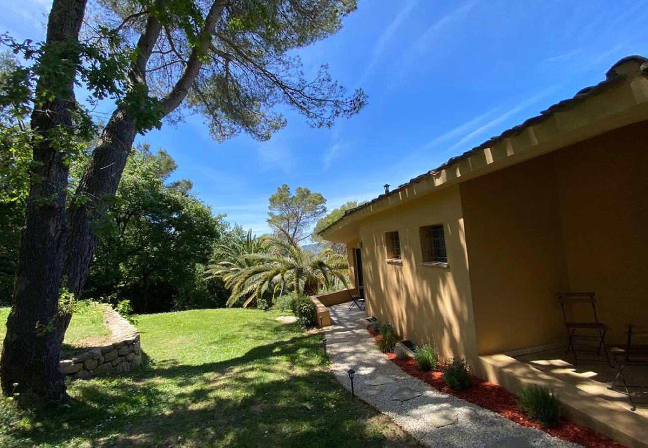 Villa à Mougins - FRGK DATCHA à Mougins