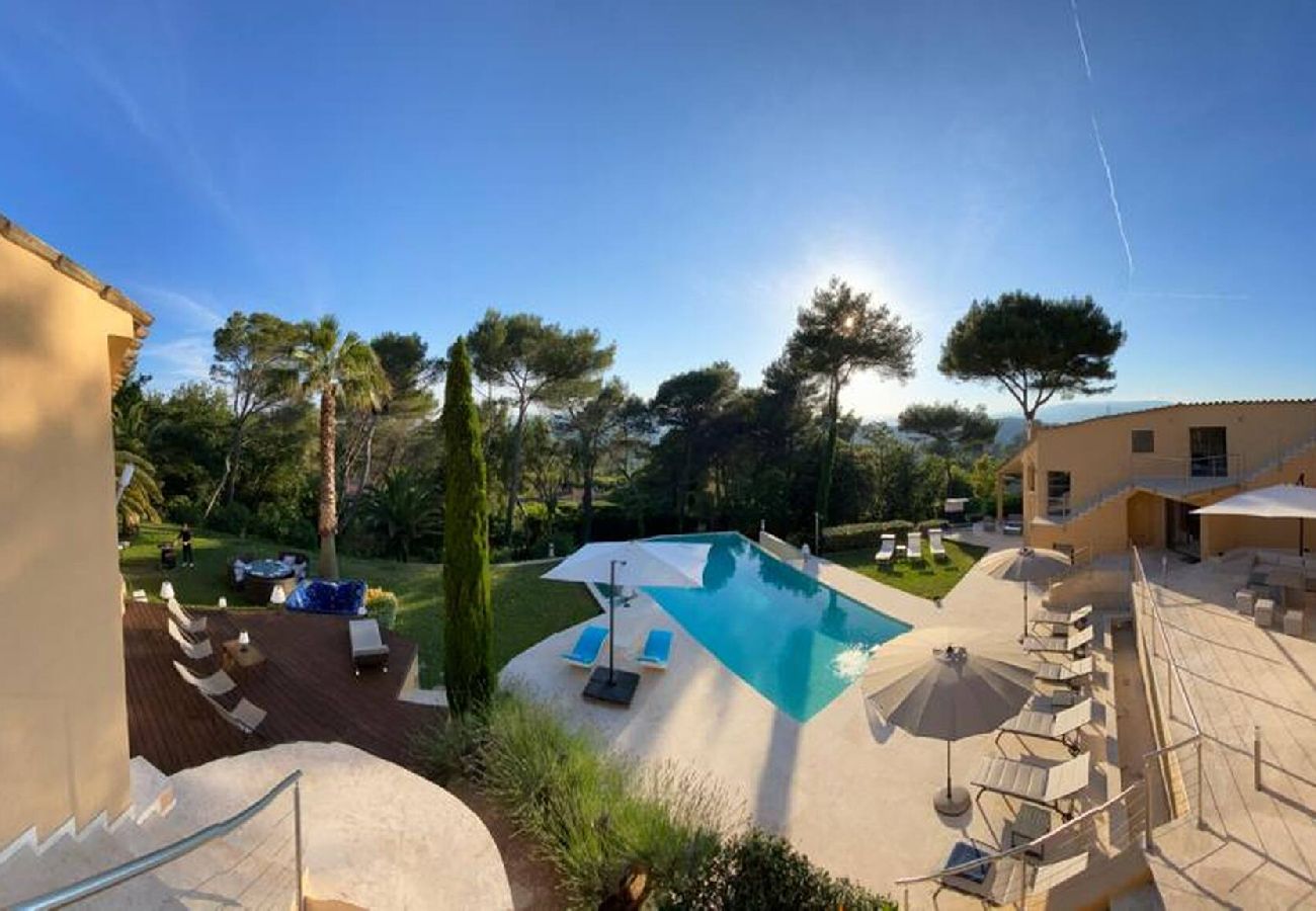 Villa à Mougins - FRGK DATCHA à Mougins