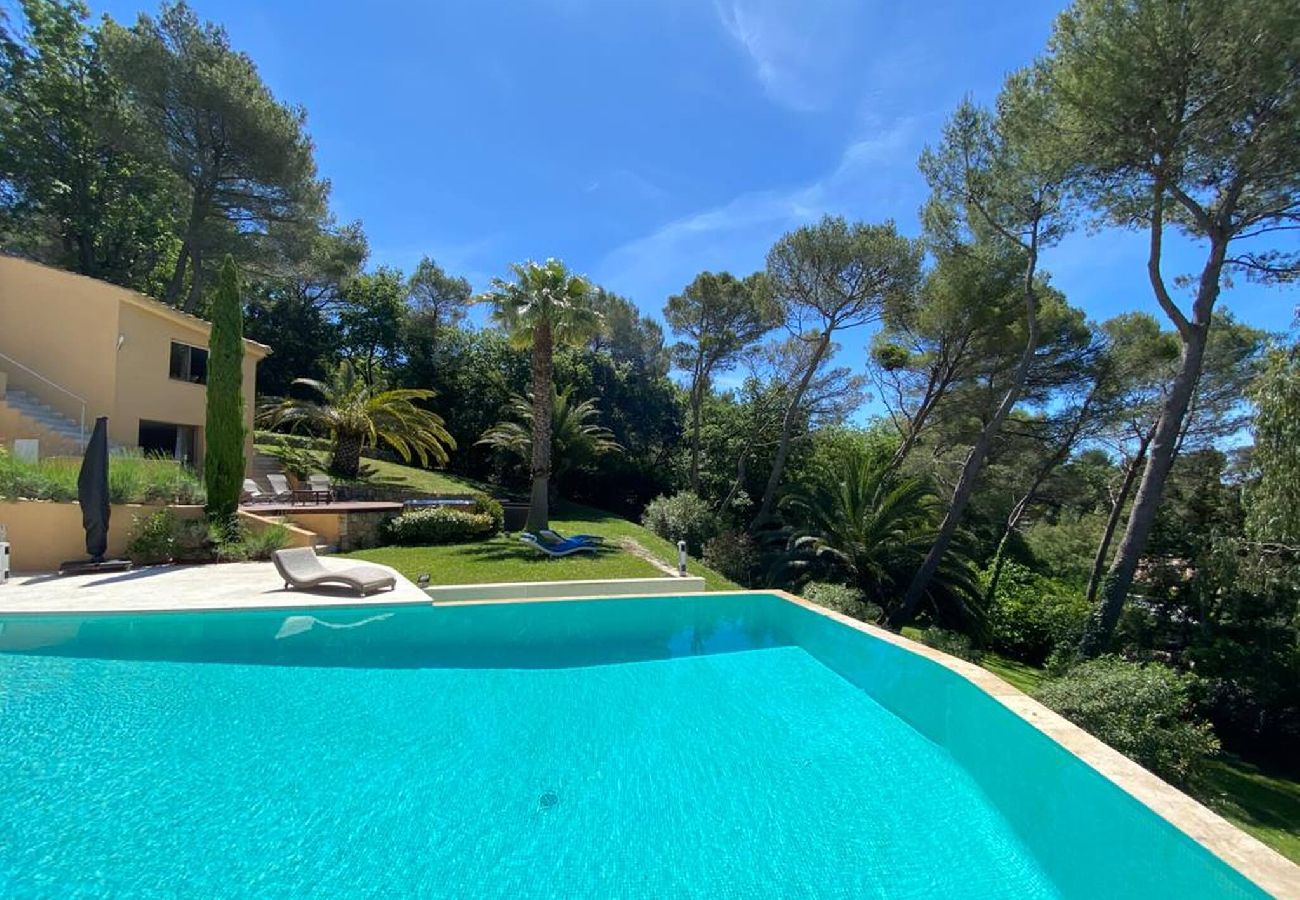 Villa à Mougins - FRGK DATCHA à Mougins