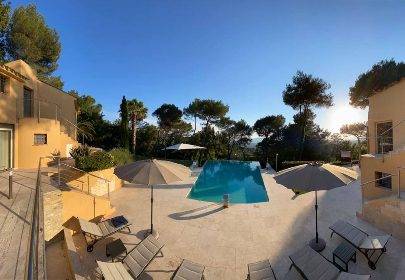 Villa à Mougins - FRGK DATCHA à Mougins
