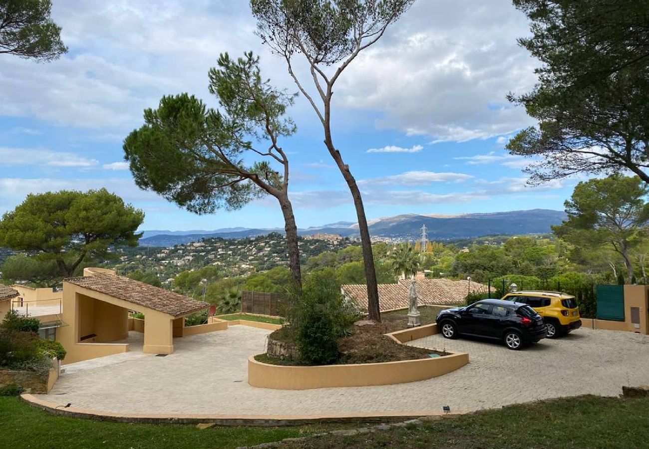 Villa à Mougins - FRGK DATCHA à Mougins