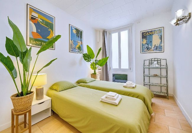 Appartement à Cannes - FRGK Clemenceau 1BR Beach Apartment AC & Ultra-F