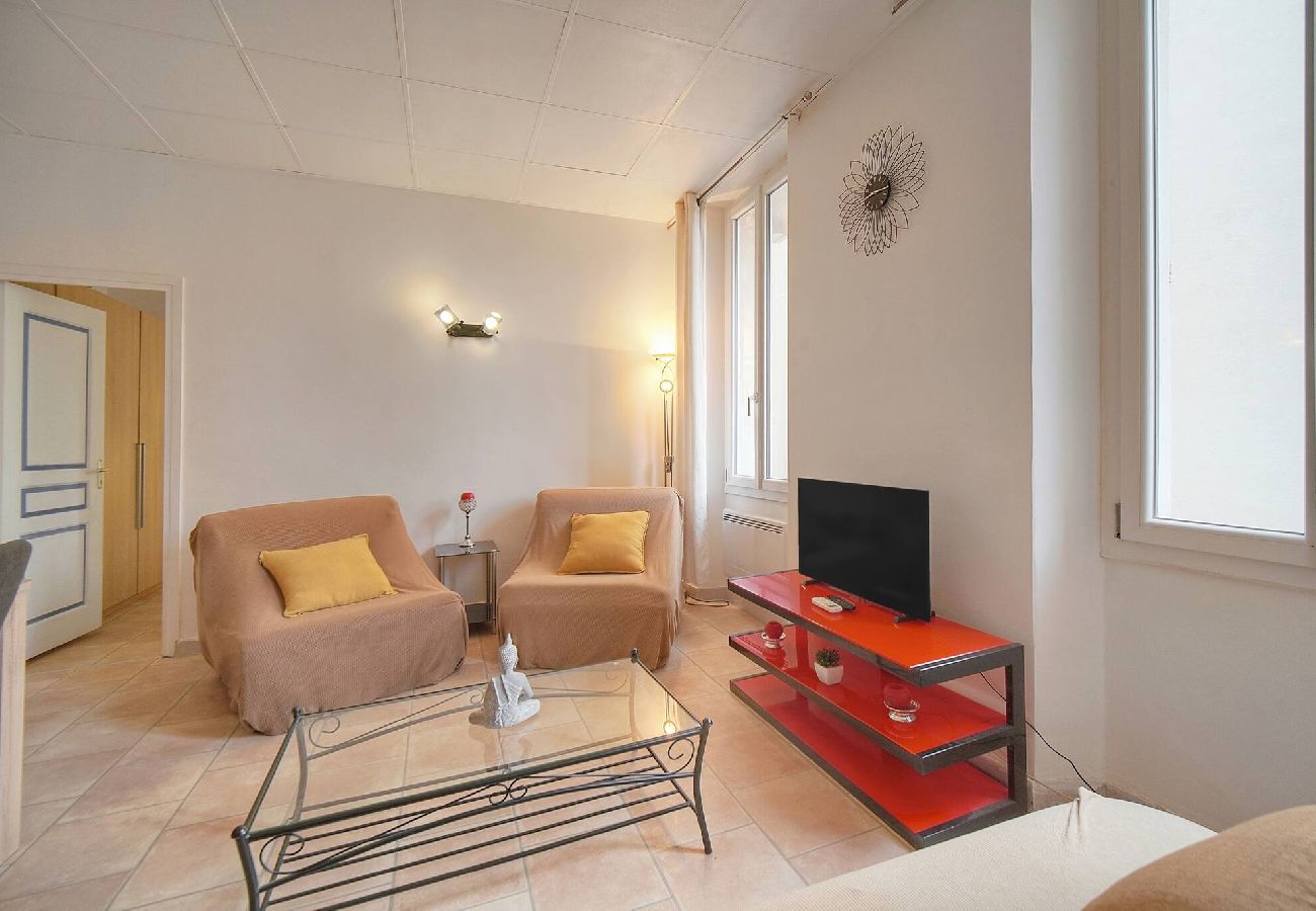 Appartement à Cannes - FRGK Clemenceau 1BR Beach Apartment AC & Ultra-F