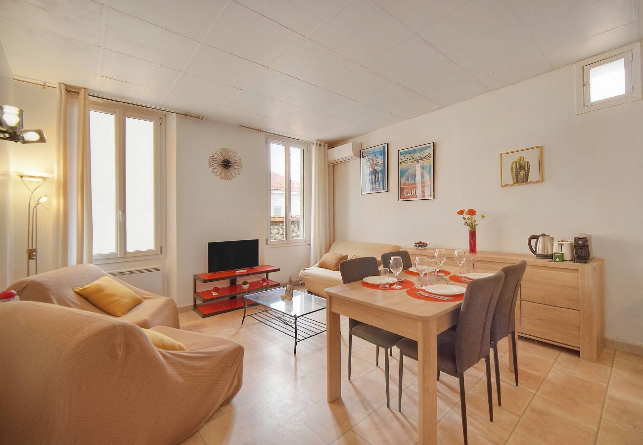 Appartement à Cannes - FRGK Clemenceau 1BR Beach Apartment AC & Ultra-F
