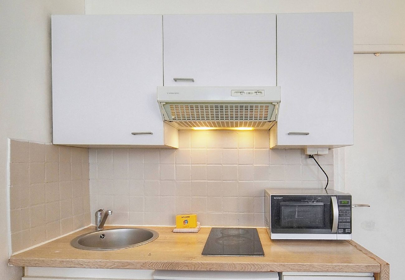 Appartement à Cannes - FRGK Clemenceau 1BR Beach Apartment AC & Ultra-F