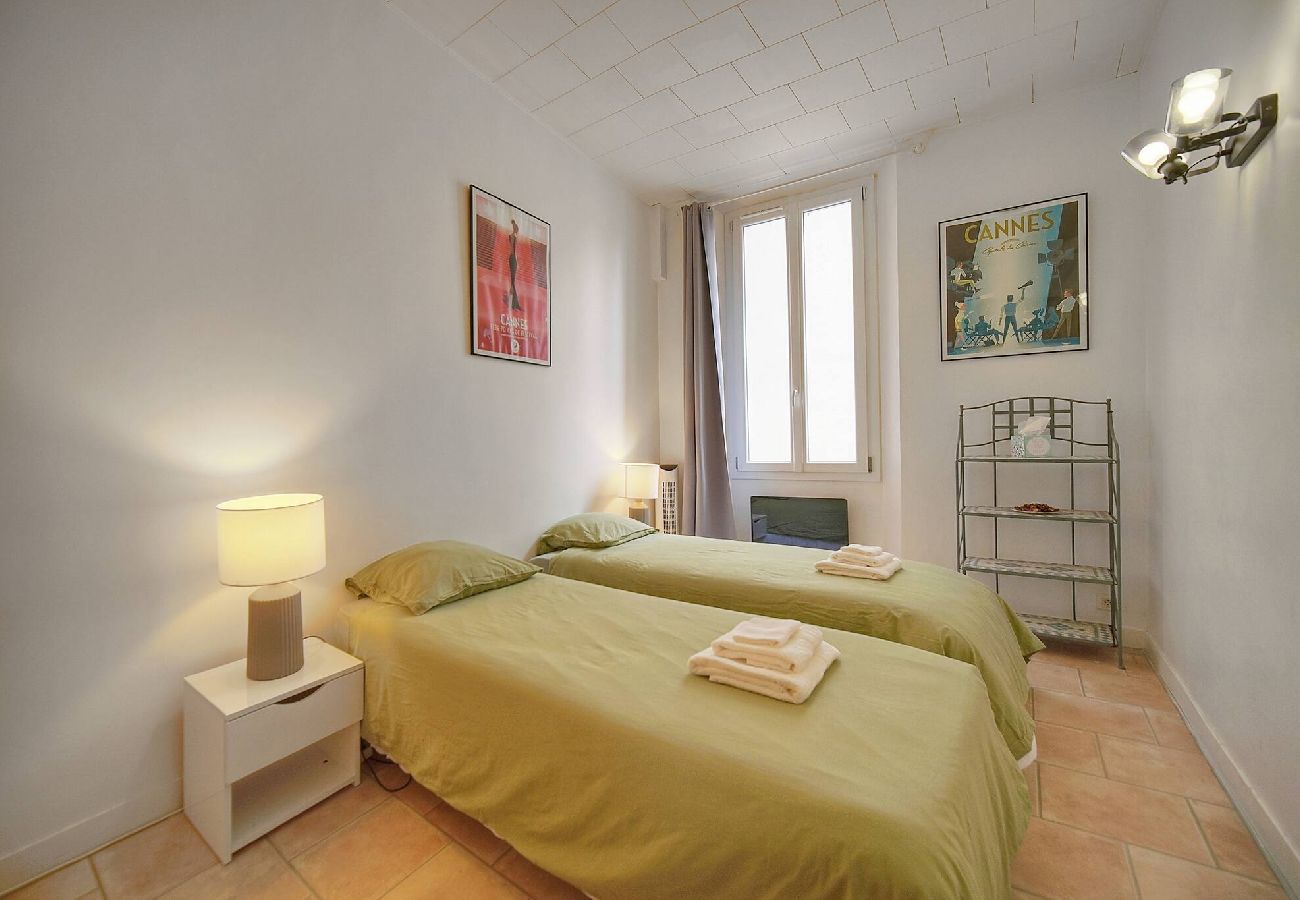 Appartement à Cannes - FRGK Clemenceau 1BR Beach Apartment AC & Ultra-F