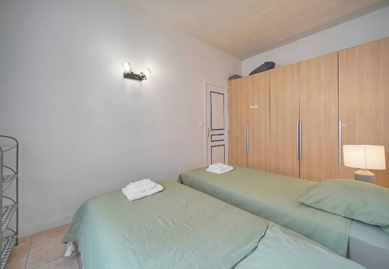 Appartement à Cannes - FRGK Clemenceau 1BR Beach Apartment AC & Ultra-F