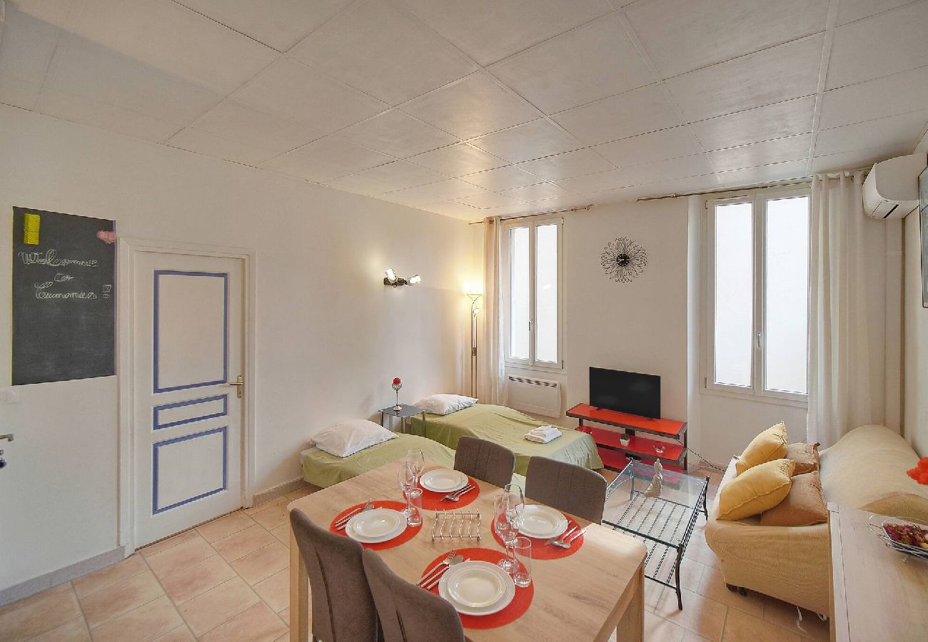 Appartement à Cannes - FRGK Clemenceau 1BR Beach Apartment AC & Ultra-F