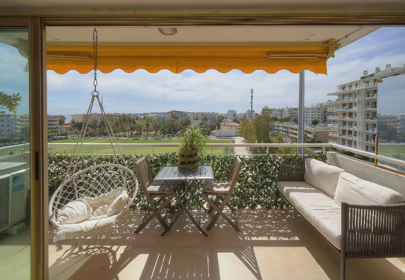 Appartement à Cannes - FRGK Etoile du sud TERRASSE Vue Mer PALM BEA