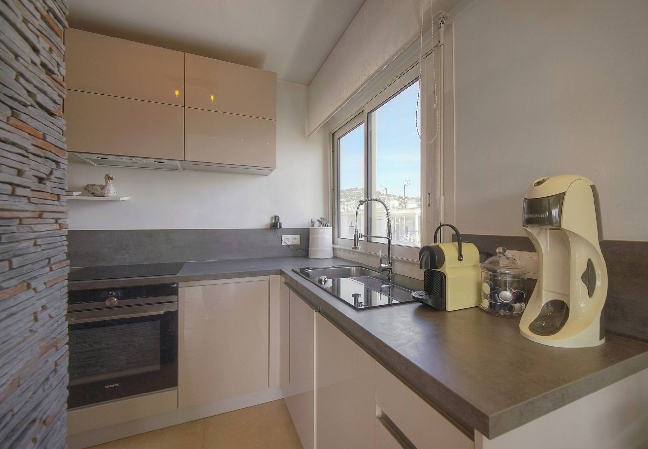 Appartement à Cannes - FRGK Etoile du sud TERRASSE Vue Mer PALM BEA