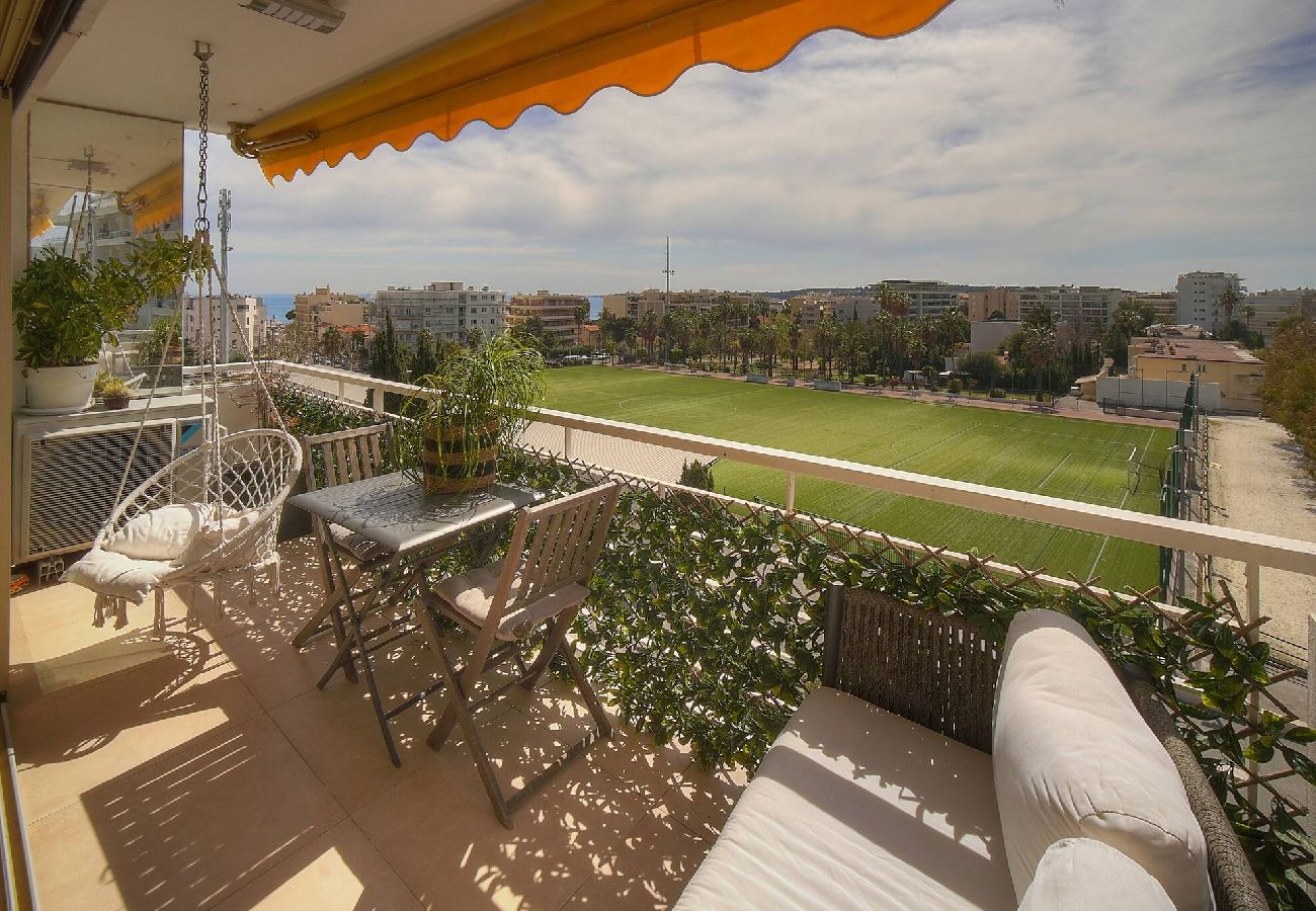 Appartement à Cannes - FRGK Etoile du sud TERRASSE Vue Mer PALM BEA