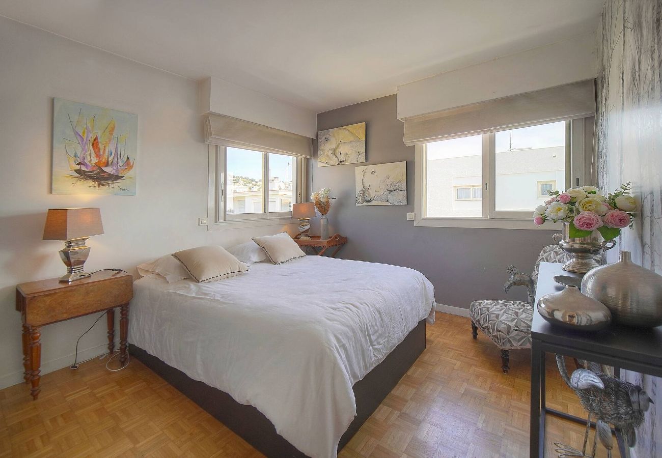 Appartement à Cannes - FRGK Etoile du sud TERRASSE Vue Mer PALM BEA