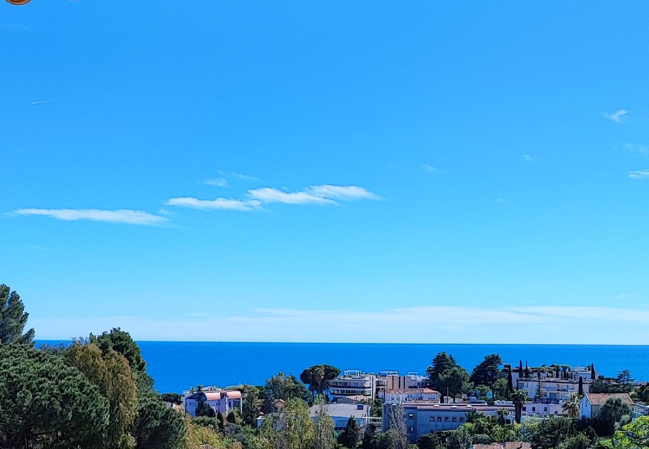 Appartement à Cannes - FRGK - Les Horizons Vue Mer Splendide