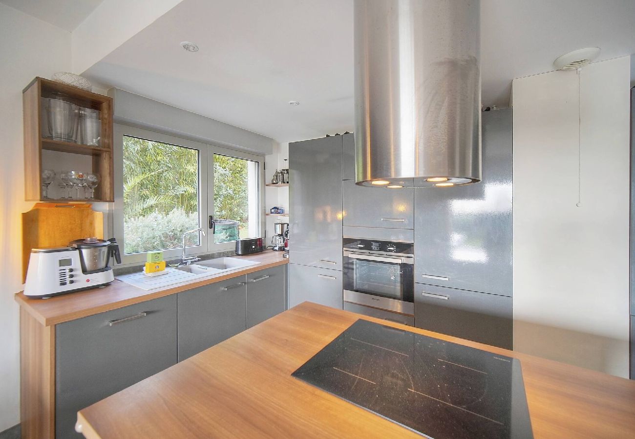 Appartement à Antibes - FRGK Diane Elegance and Comfort in Antibes