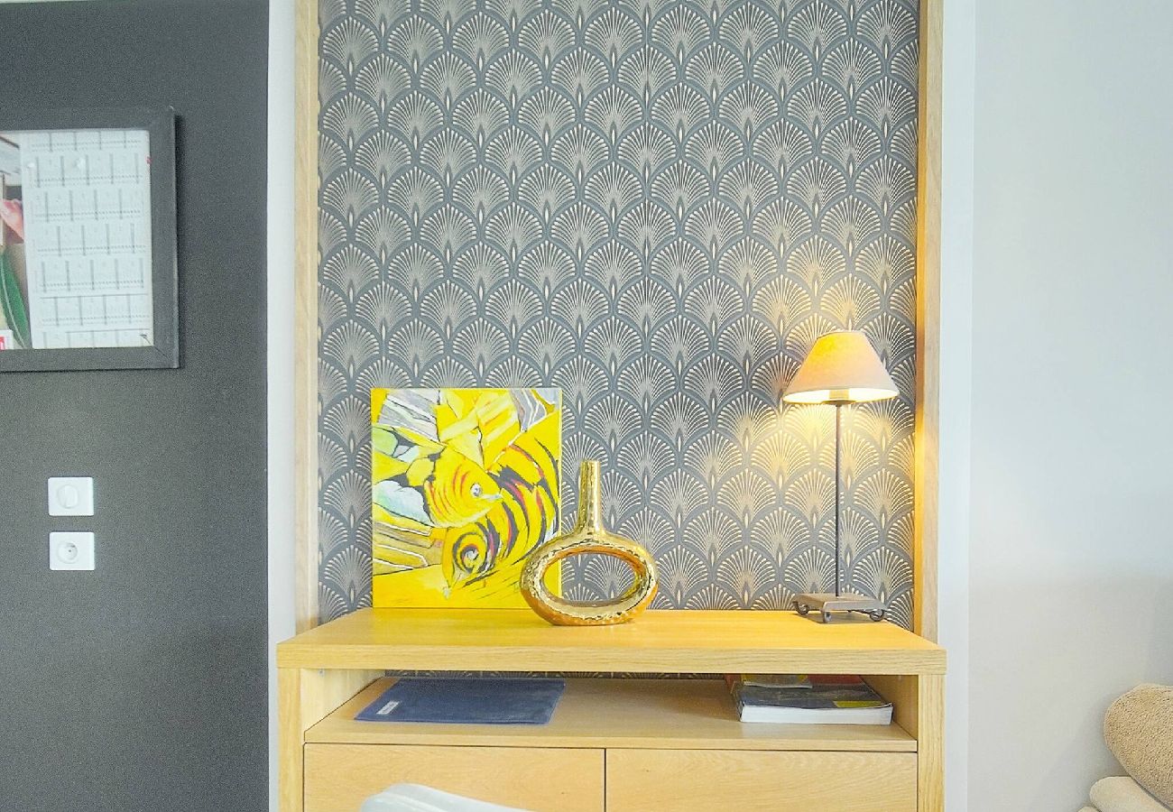 Appartement à Antibes - FRGK Diane Elegance and Comfort in Antibes