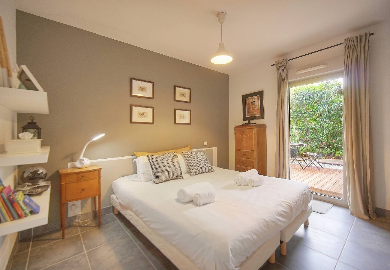 Appartement à Antibes - FRGK Diane Elegance and Comfort in Antibes