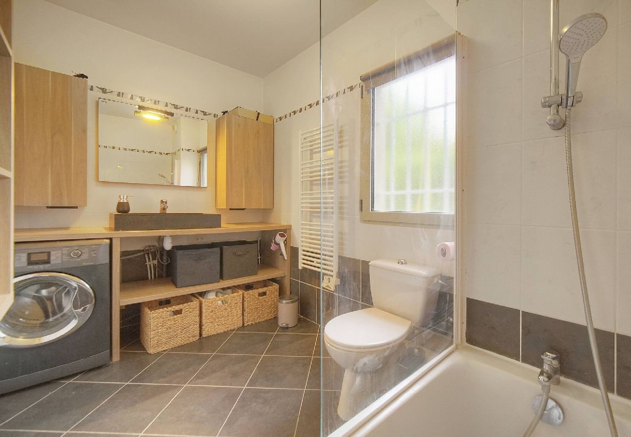 Appartement à Antibes - FRGK Diane Elegance and Comfort in Antibes