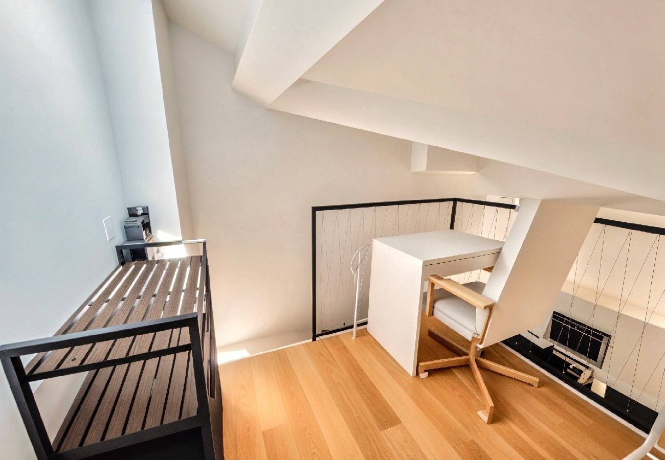 Appartement à Antibes - FRGK 24 AOUT 1 Mezzanine Bedroom Apartment Center