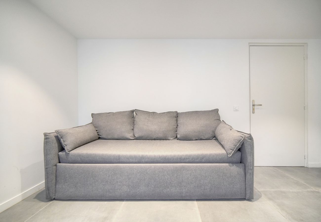 Appartement à Antibes - FRGK 24 AOUT 1 Mezzanine Bedroom Apartment Center