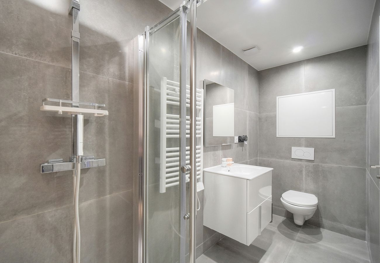 Appartement à Antibes - FRGK 24 AOUT 1 Mezzanine Bedroom Apartment Center