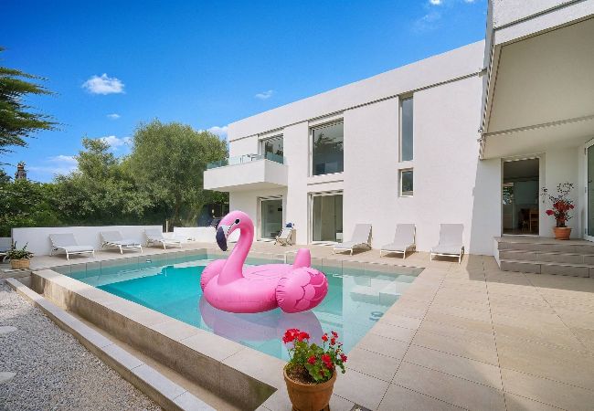 Maison à Le Cannet - FRGK Villa Hameau des Collines Pool, Tranquil