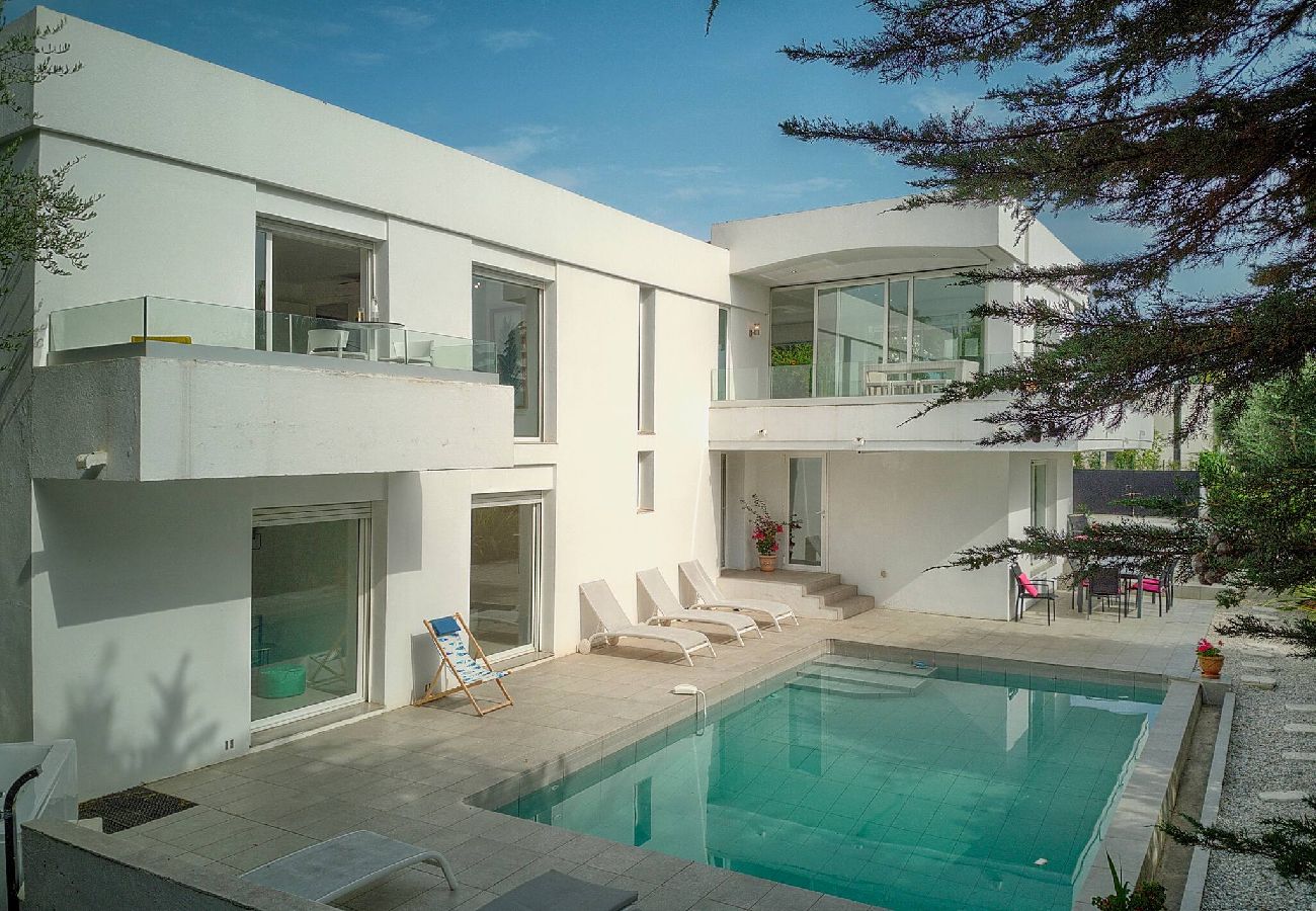 Maison à Le Cannet - FRGK Villa Hameau des Collines Pool, Tranquil