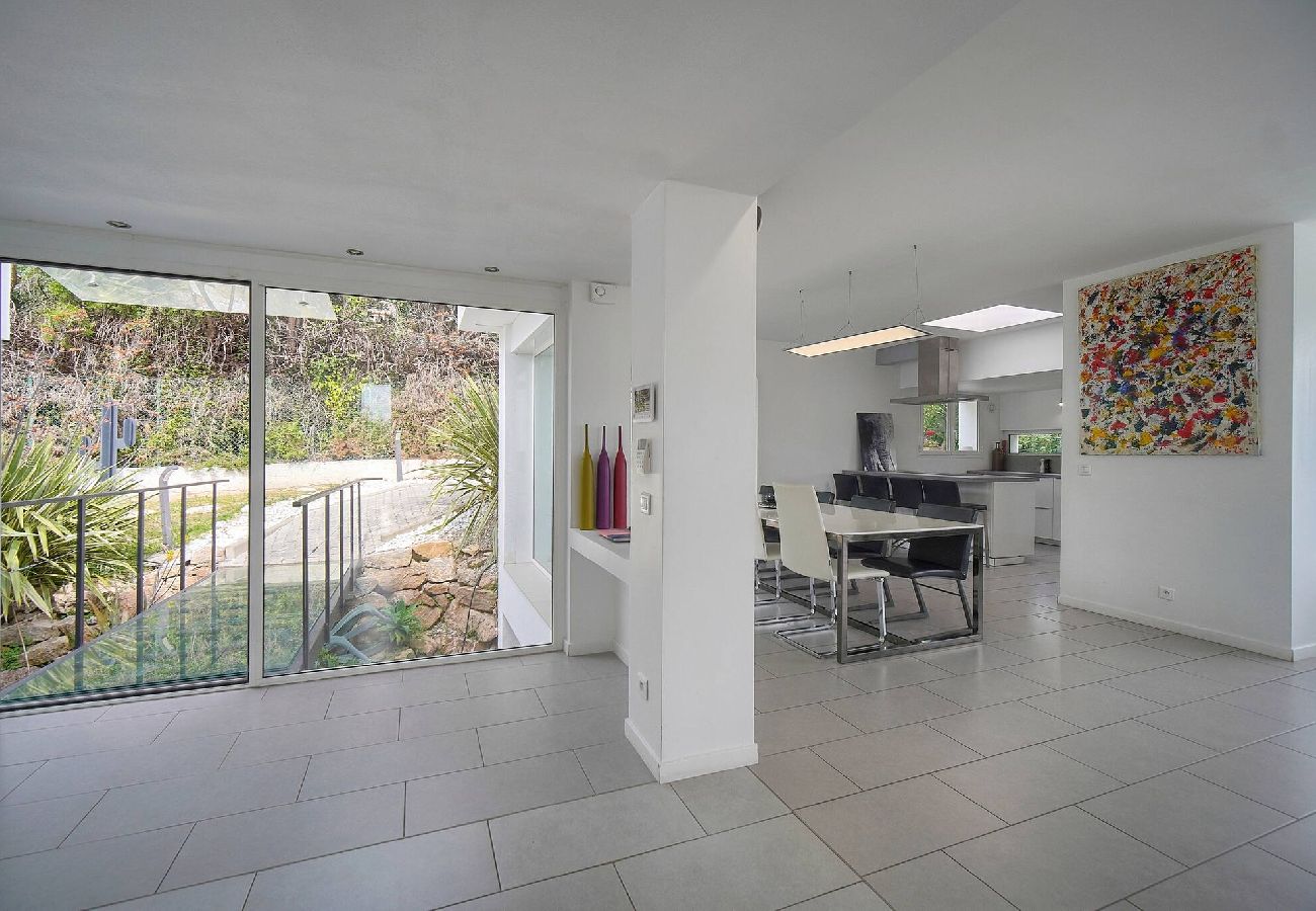 Maison à Le Cannet - FRGK Villa Hameau des Collines Pool, Tranquil