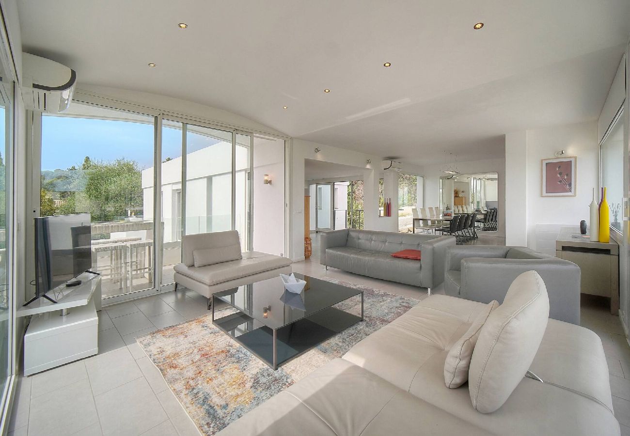 Maison à Le Cannet - FRGK Villa Hameau des Collines Pool, Tranquil