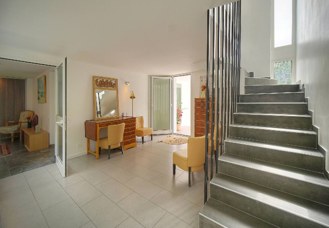 Maison à Le Cannet - FRGK Villa Hameau des Collines Pool, Tranquil