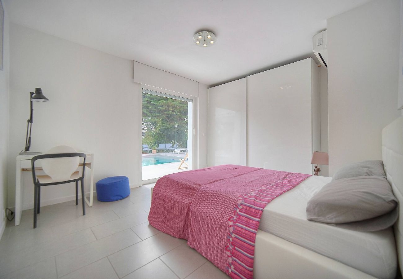 Maison à Le Cannet - FRGK Villa Hameau des Collines Pool, Tranquil