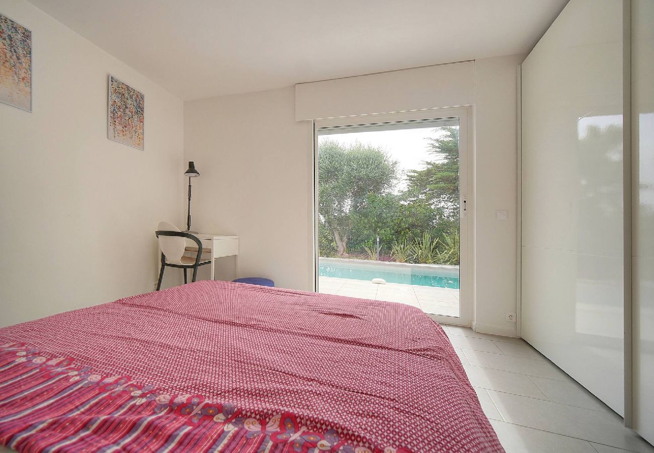 Maison à Le Cannet - FRGK Villa Hameau des Collines Pool, Tranquil