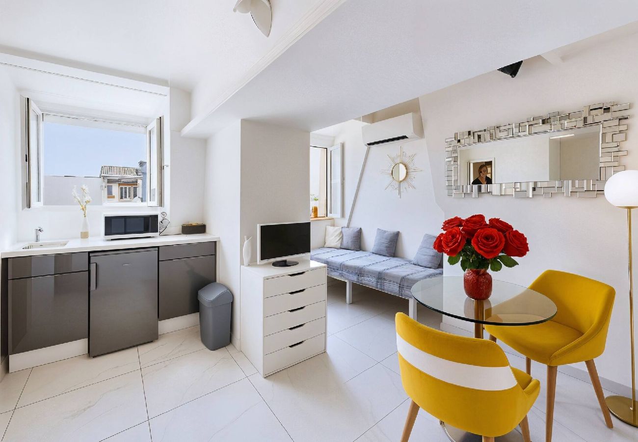 Studio à Nice - FRGK GOUNOD Studio Modern AC WIFI FIBRE