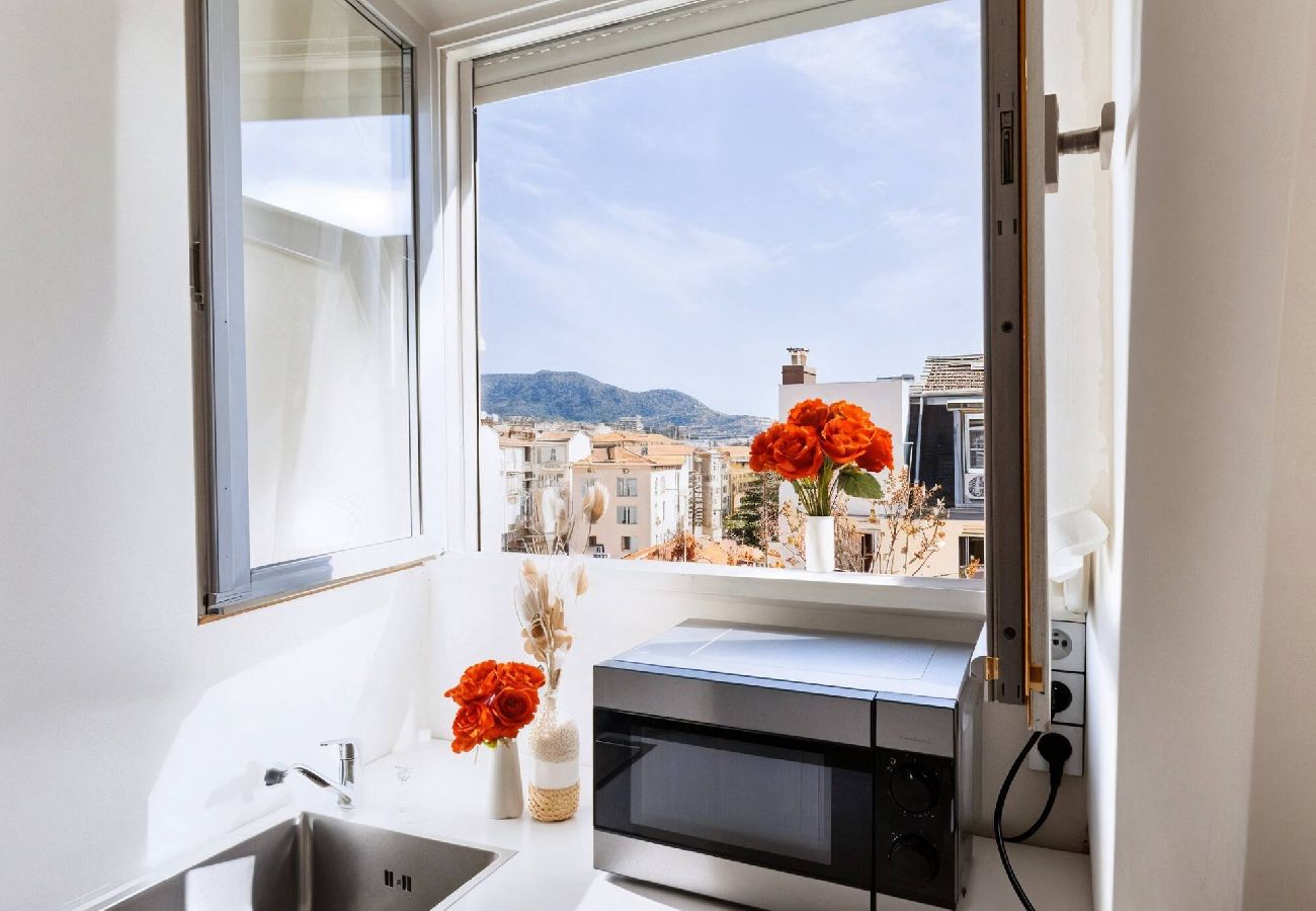 Studio à Nice - FRGK GOUNOD Studio Modern AC WIFI FIBRE